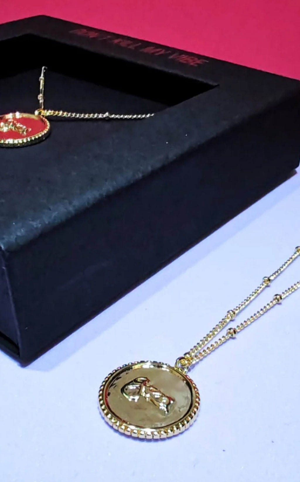 DKMV- Grá Gold Medallion