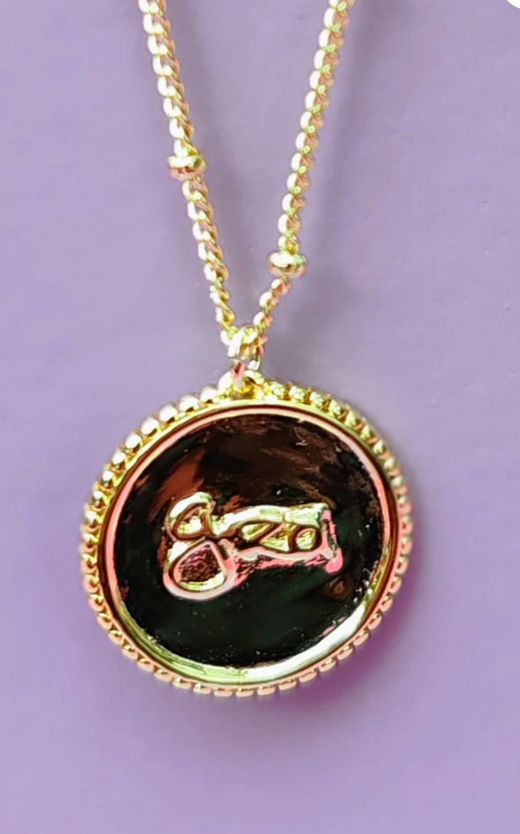 DKMV- Grá Gold Medallion