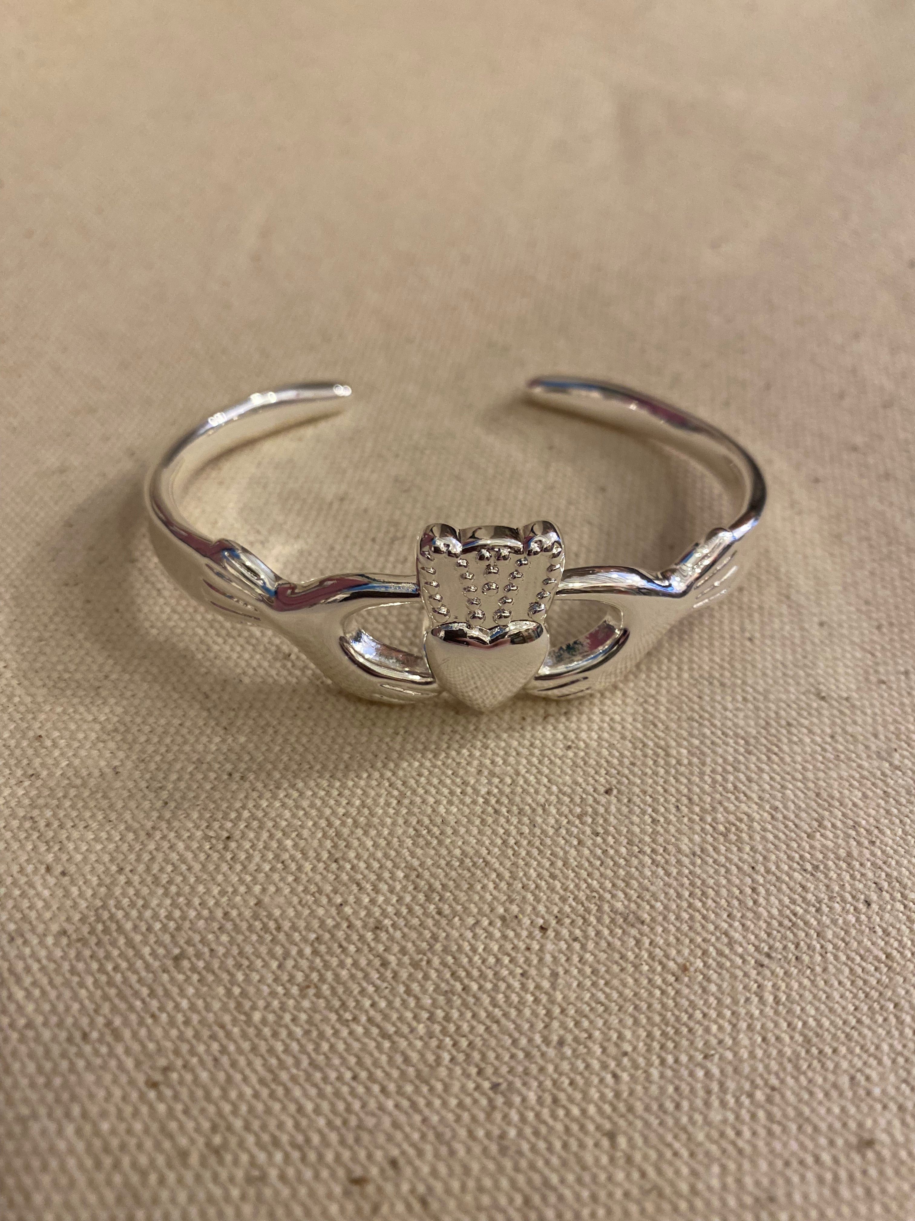 Betty & Biddy Thick Claddagh Bangle- Gold & Silver