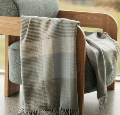 Foxford Tara Cashmere Throw